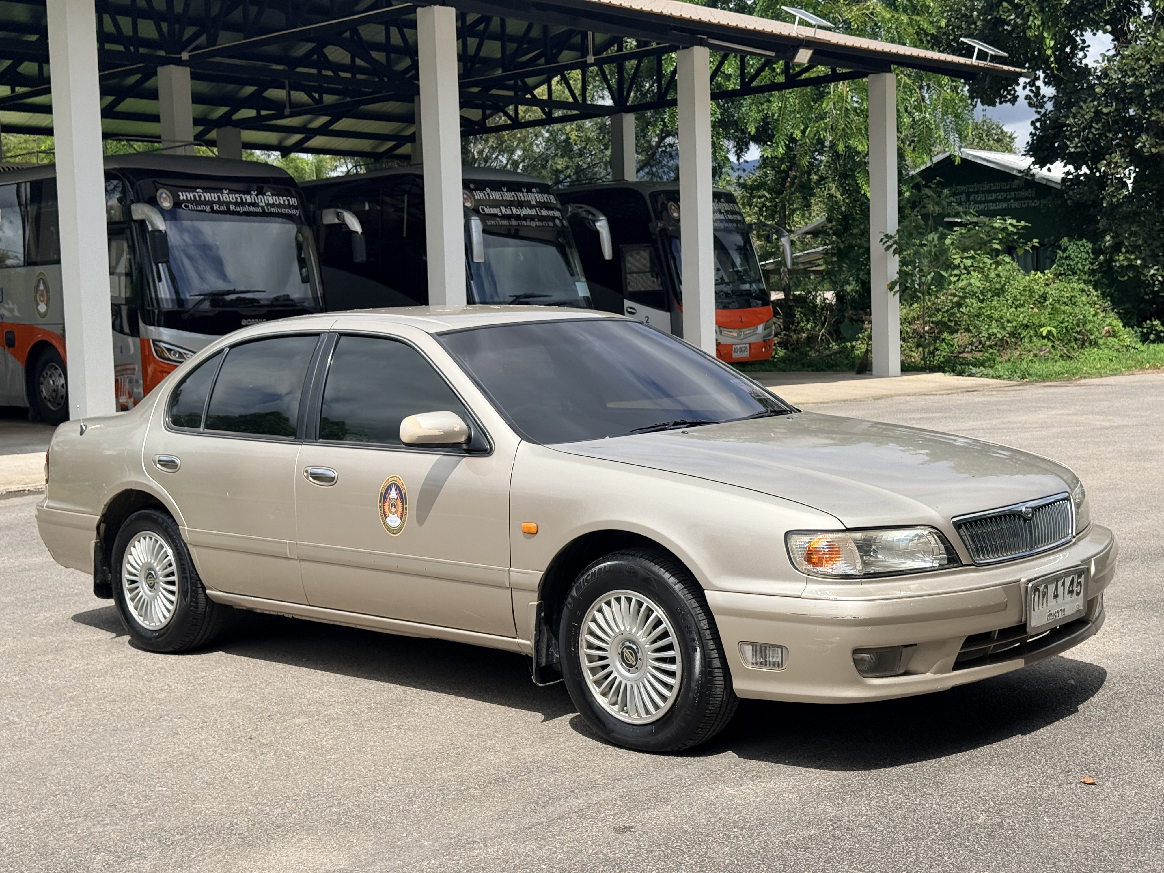 รถเก๋ง กค 4145