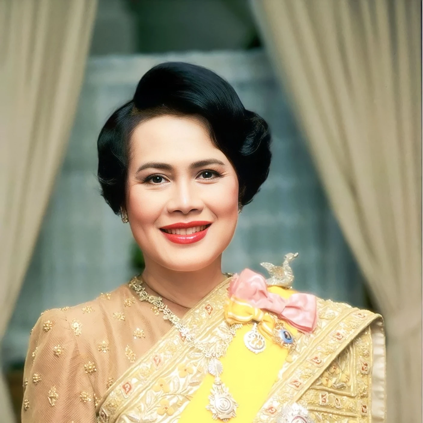 สมเด็จพระนางเจ้าสิริกิติ์ พระบรมราชินีนาถ พระบรมราชชนนีพันปีหลวง